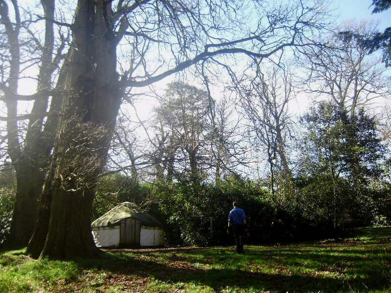 Stará jurta v arboretu